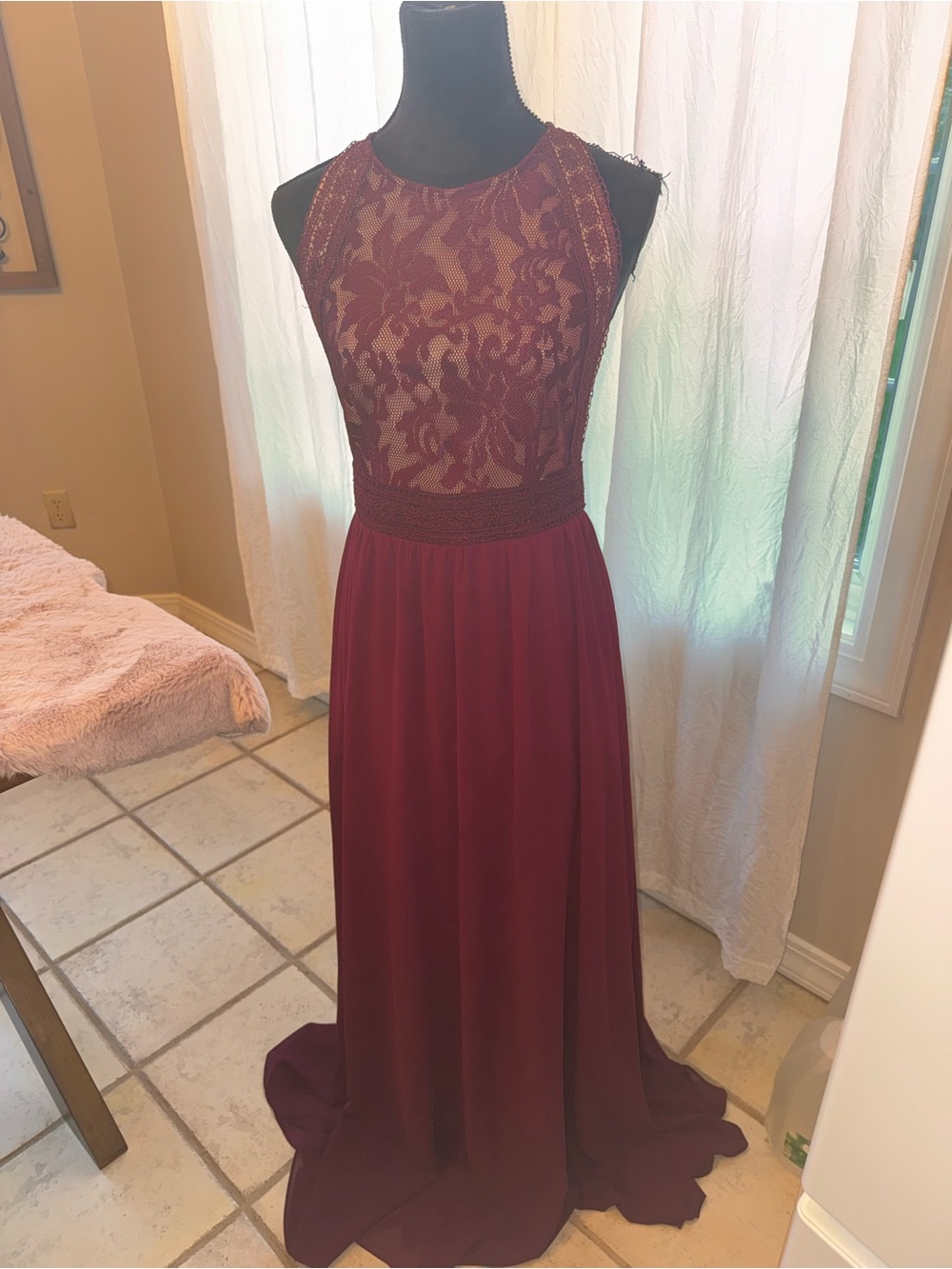 Lulus Elegant Lace Gown Size M